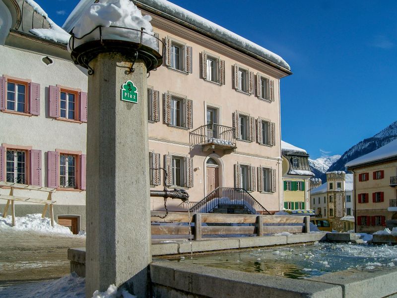 Dorfbrunnen-Chasa-Fent-Sent